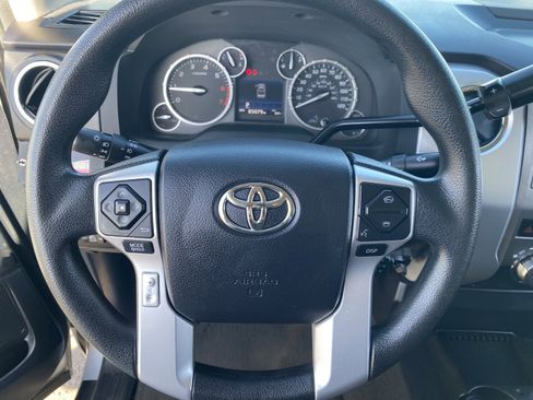 Used 2015 Toyota Tundra SR5 image 24