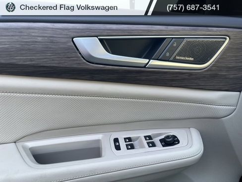 New 2026 Volkswagen Atlas SEL Premium R-Line image 15