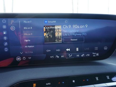 Certified 2025 Buick Enclave Preferred image 20