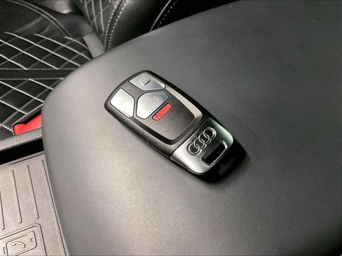 Certified 2023 Audi SQ5 Prestige w/ Prestige Package image 12