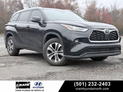 Used 2024 Toyota Highlander XLE