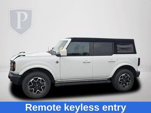 Used 2024 Ford Bronco Outer Banks AWD/4WD image 12