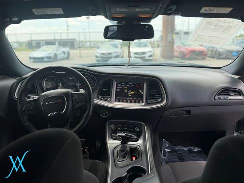 Used 2017 Dodge Challenger R/T RWD image 20