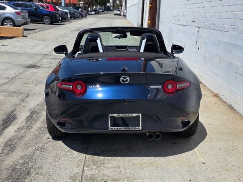 New 2026 MAZDA MX-5 Miata Club RWD image 5