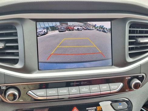 Used 2018 Hyundai Ioniq Blue FWD image 19