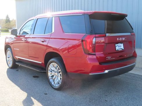 Used 2025 GMC Yukon Elevation AWD/4WD image 8