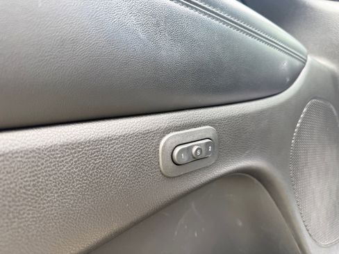 Used 2020 Jeep Grand Cherokee Limited w/ Premium Lighting Group image 8