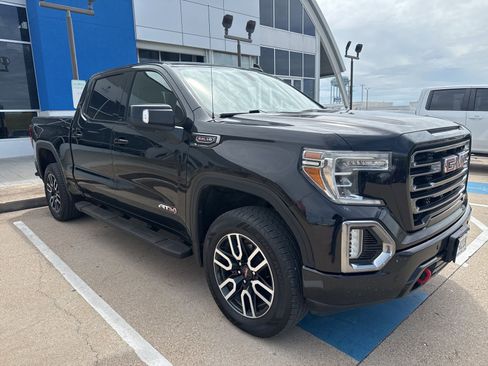 Used 2019 GMC Sierra 1500 AT4 w/ AT4 Premium Package image 3