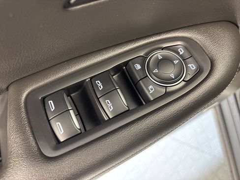 Used 2022 Cadillac XT6 Luxury w/ LPO, Floor Liner Package AWD/4WD image 12