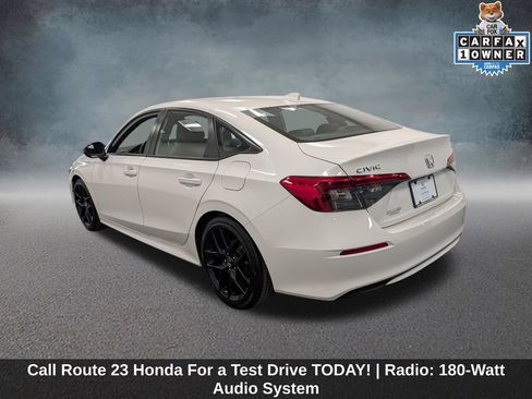Used 2024 Honda Civic Sport image 5