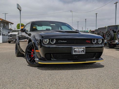 Used 2022 Dodge Challenger R/T Scat Pack RWD image 1