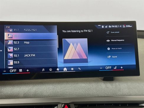 New 2026 BMW iX xDrive60 w/ M Sport Package image 15