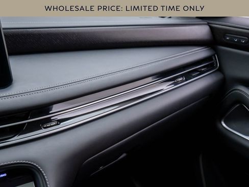 Used 2023 INFINITI QX60 Sensory w/ Cargo Package AWD/4WD image 31