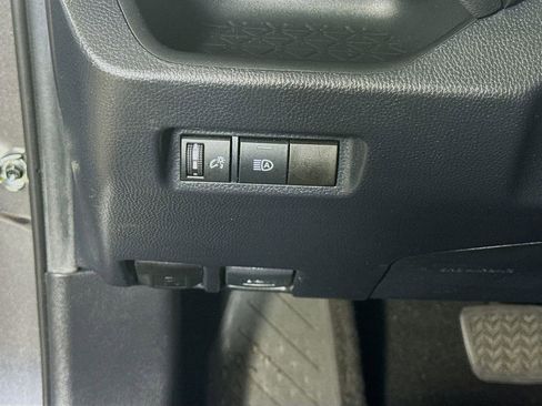 Certified 2020 Toyota RAV4 XLE image 10