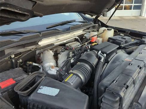 Used 2020 GMC Sierra 2500 SLE image 29