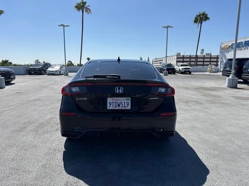Used 2025 Honda Civic Sport image 6