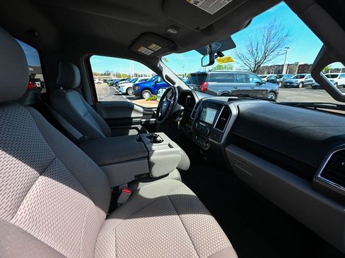 Used 2016 Ford F150 XLT w/ Equipment Group 301A Mid RWD image 16