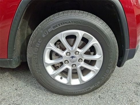 Used 2015 Jeep Grand Cherokee Laredo w/ Quick Order Package 23E image 10