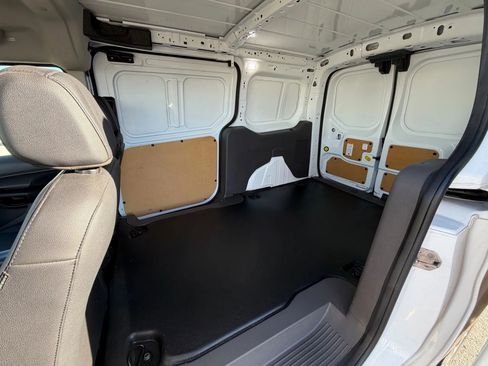 Used 2022 Ford Transit Connect XL image 14