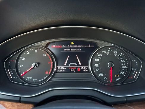 Used 2022 Audi Q5 2.0T Premium image 18