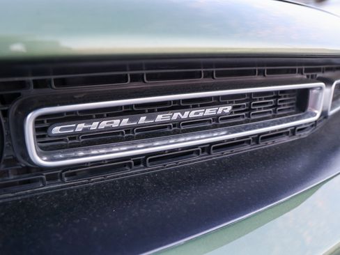 Used 2021 Dodge Challenger GT w/ Performance Handling Group image 11