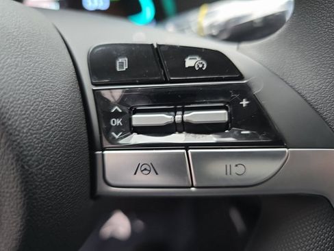 New 2026 Hyundai Elantra Blue image 18