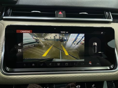 Used 2020 Land Rover Range Rover Velar R-Dynamic S AWD/4WD image 10