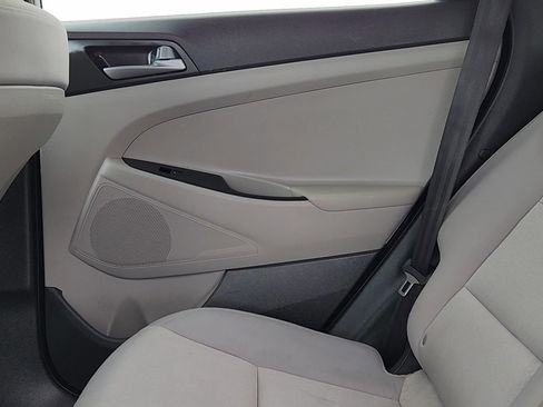 Used 2017 Hyundai Tucson SE image 15