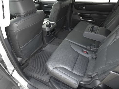 Used 2024 Toyota Sequoia SR5 image 31