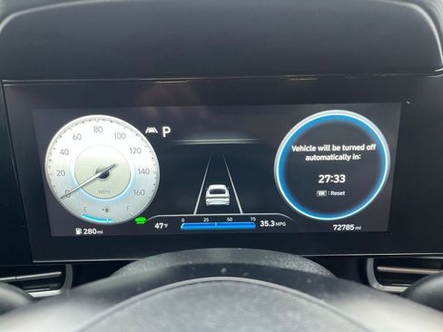 Used 2021 Hyundai Elantra Limited image 18