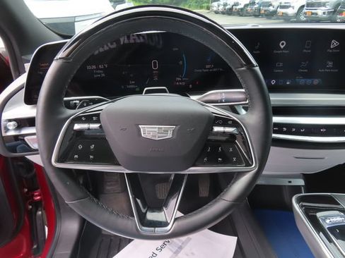 Certified 2024 Cadillac Lyriq Sport AWD/4WD image 16