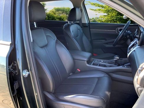 Used 2023 Kia Sorento X-Line EX image 28