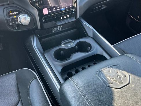 Used 2025 RAM 1500 Laramie image 15