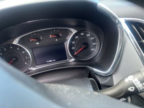 Used 2020 Chevrolet Equinox LT image 5