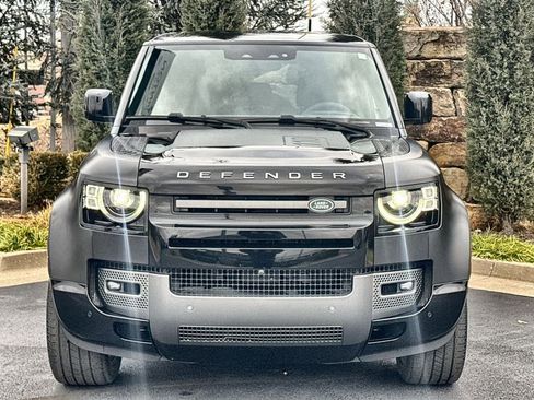 Used 2022 Land Rover Defender 110 V8 image 8