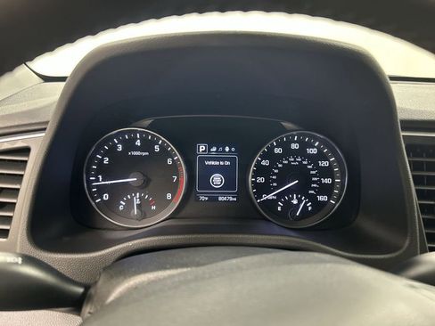 Used 2017 Hyundai Elantra Limited FWD image 13