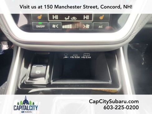 Used 2025 Subaru Legacy Limited AWD/4WD image 29