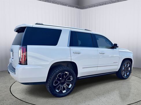 Used 2016 GMC Yukon Denali w/ Open Road Package AWD/4WD image 6