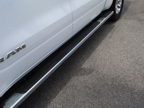 Used 2020 RAM 1500 Laramie AWD/4WD image 18