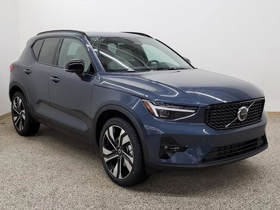 New 2026 Volvo XC40 B5 Ultra w/ Protection Package Premier