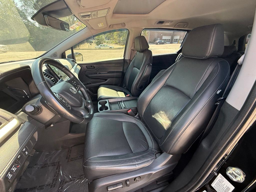 Used 2021 Honda Odyssey EX-L image 11