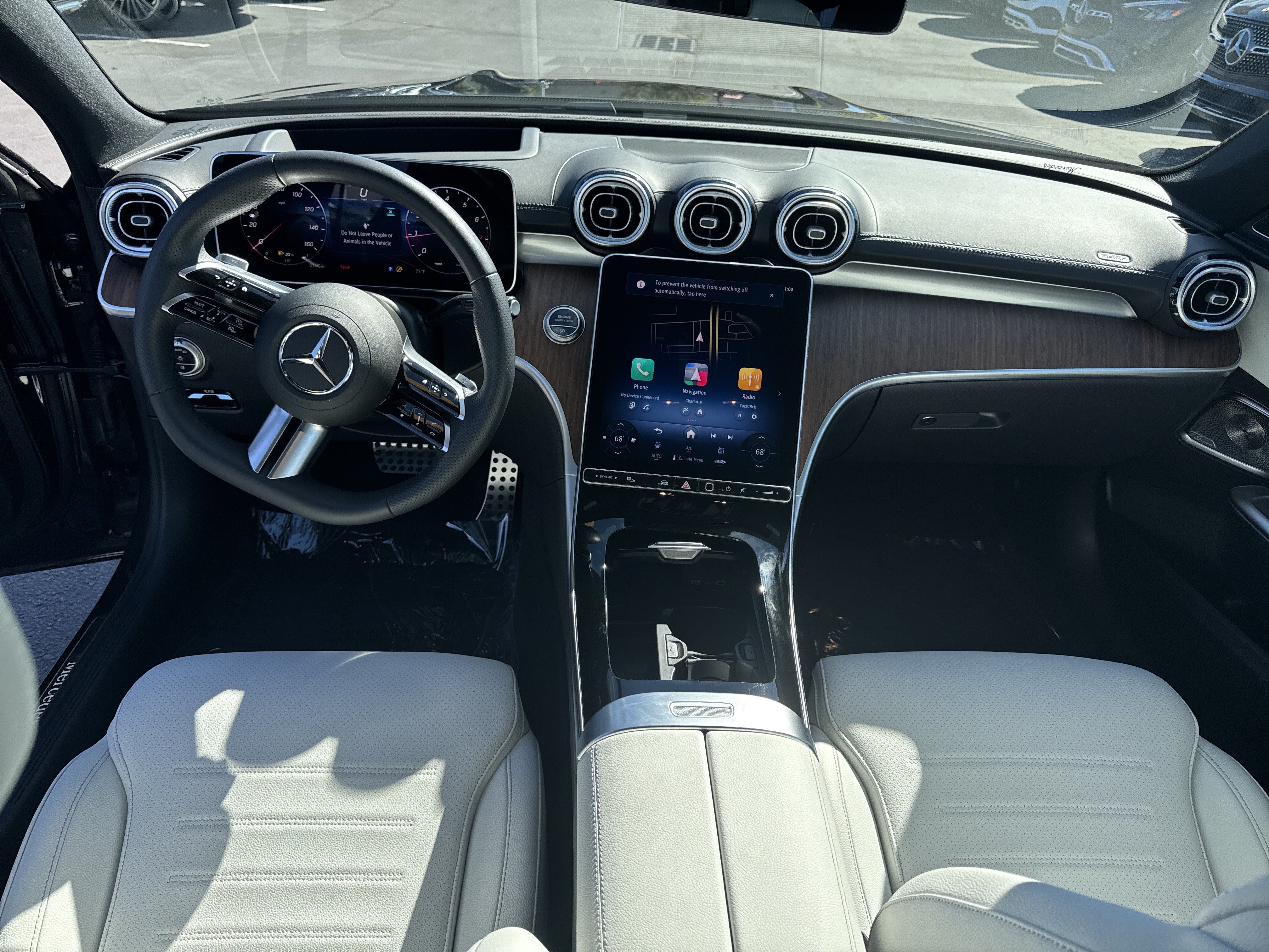 Used 2025 Mercedes-Benz C 300 Sedan image 30