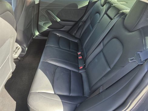 Used 2022 Tesla Model 3 Long Range image 14