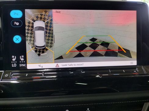 New 2026 Volkswagen Atlas Cross Sport SEL Premium R-Line image 9