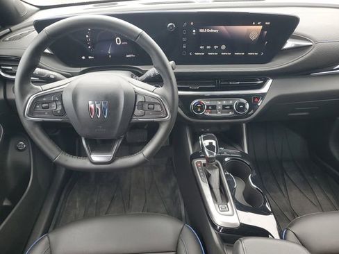 Certified 2024 Buick Envista Sport Touring w/ Convenience I Package image 12