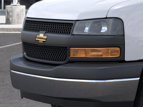 New 2026 Chevrolet Express 3500 w/ Power Convenience Package RWD image 15