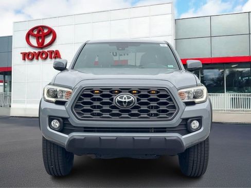 Used 2021 Toyota Tacoma TRD Off-Road AWD/4WD image 7