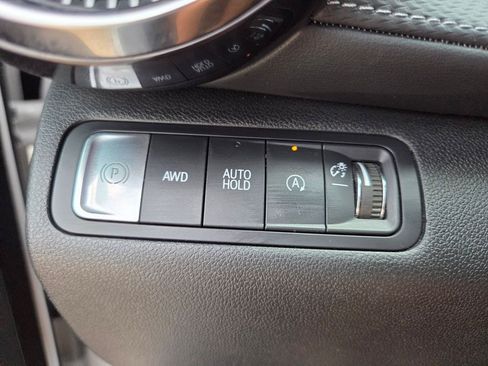 Used 2025 Chevrolet Equinox LT w/ Convenience Package II AWD/4WD image 29