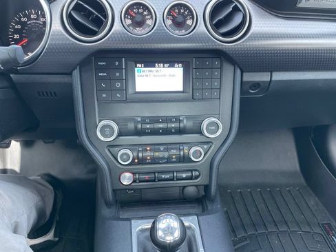 Used 2021 Ford Mustang GT w/ GT Performance Package RWD image 11