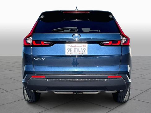 Used 2023 Honda CR-V EX image 4